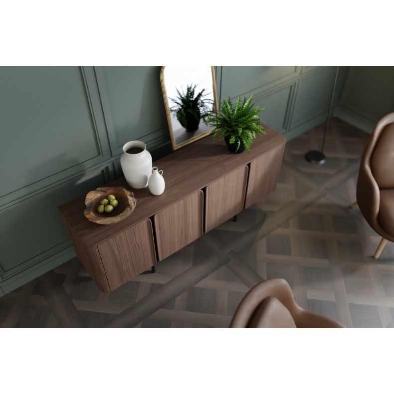 LN HOME: CINDI CREDENZA