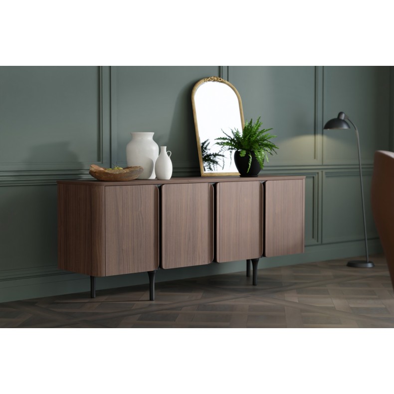 LN HOME: CINDI CREDENZA