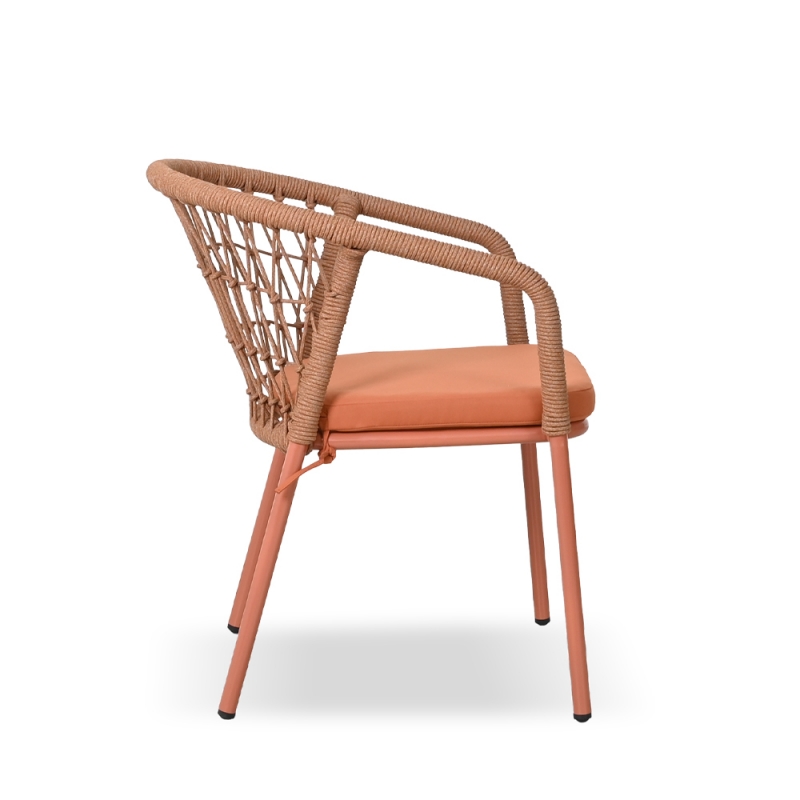 STELLA OUTDOOR STACKABLE DINING CHAIR