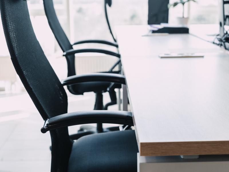 Ergonomic Office Chair Buying Guide Singapore: How to Choose a Chair That Actually Protects Your Back